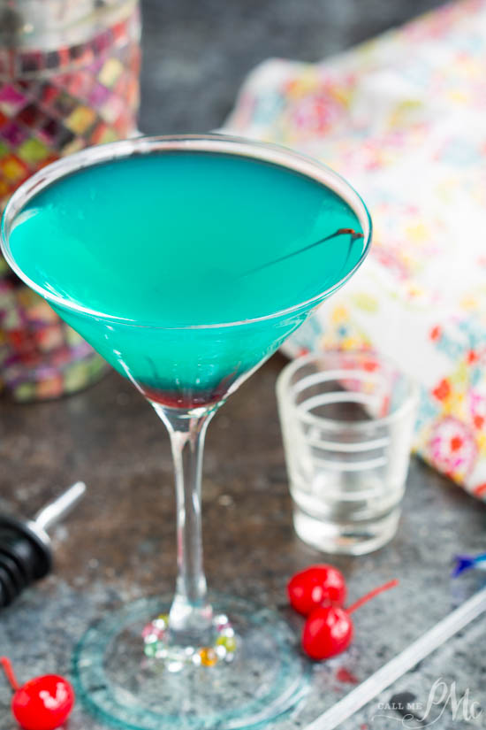 Kiss on the Lips Martini Simply delicious, Kiss on the Lips Cocktail is a sweet martini with flavors of berry and pineapple. It's an easy and fruity cocktail with tropical flavors. It's cool and refreshing on hot spring and summer days. And, just look at that beautiful blue color? How many times do you get to drink such a pretty blue drink?