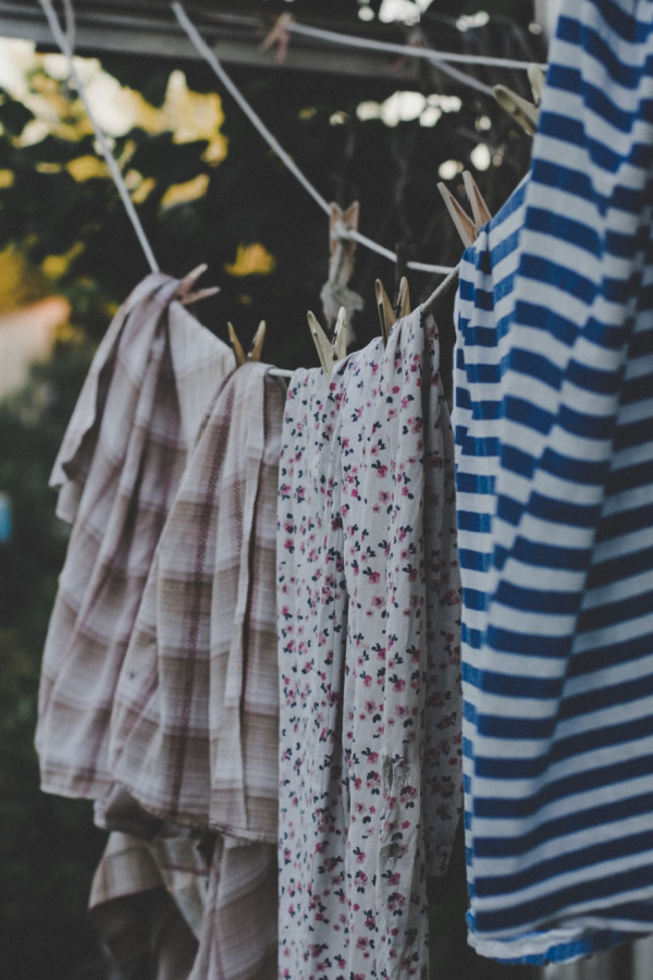 clothes on line drying Best DIY Washing Detergent, much cheaper than store-bought! Learn how to make homemade laundry soap for just pennies!