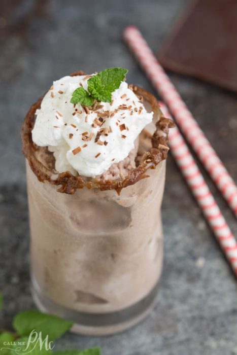 Skinny Bailey's Banana Smoothie is a rich frozen cocktail that is full of bananas and Irish cream.