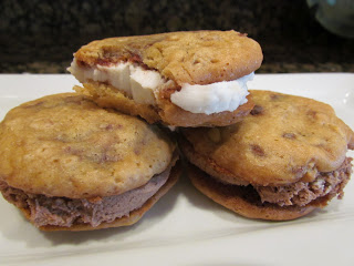 Chocolate Oatmeal Toffee Cookies