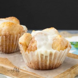 Cinnamon Roll Monkey Bread Cupcakes