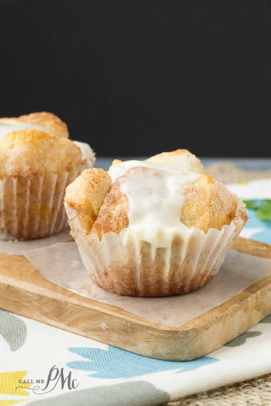 Easy Cinnamon Roll Cupcakes a quick and easy treat Easy Cinnamon Rolls cupcakes or Monkey Bread Cupcakes - These semi-homemade treats use refrigerated biscuit dough