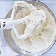 The Best Cream Cheese Frosting