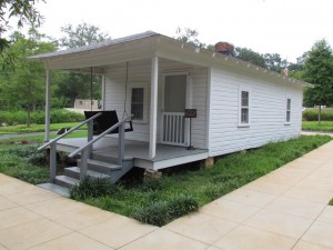 Elvis Presley Birthplace Part 1