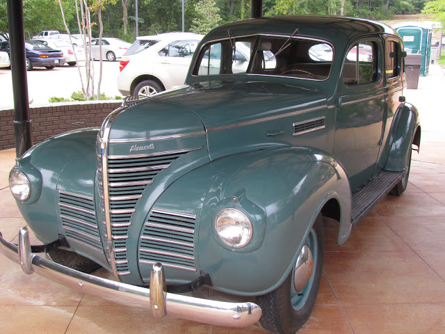 This is the model and year car that the Presley's drove in their move to Memphis.