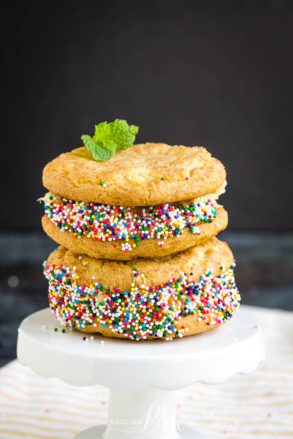 snickerdoodle whoopie pies