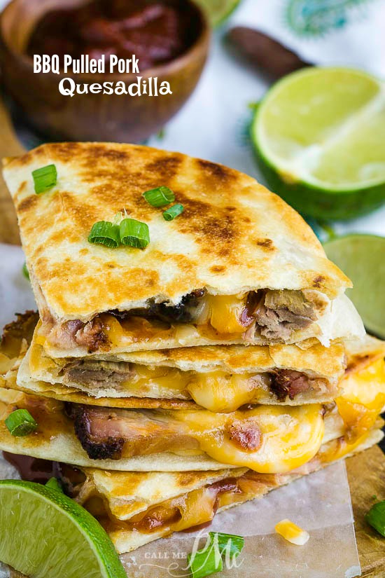 BBQ Pulled Pork Quesadilla, soft flour tortillas are filled with tender pulled smoked pork, spicy barbecue sauce, and gooey cheddar cheese. #bbq #pork #bbqpork #quesadilla #TexMex #cheese #bbqsauce #quickmeal #easymeal #Mexicanfood #food #eat #fastmeal #dinner #familyfavorite BBQ Pulled Pork Quesadilla