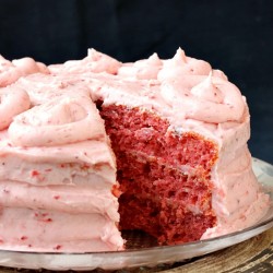 Easy Strawberry Cake