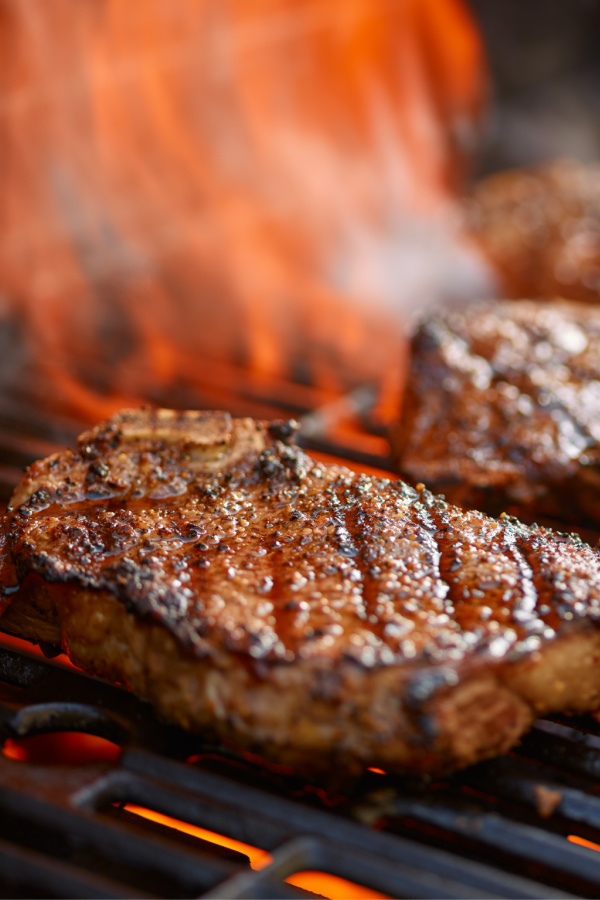 GRILLED STEAK WITH RED WINE SAUCE < Call Me PMc