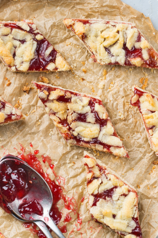 Strawberry Danish with Cake Mix recipe quick and easy dessert or breakfast that is perfect for any occasion or no occasion at all. #strawberry #pastry #danish #strawberrydanish #recipes #dessert #breakfast #callmepmc Strawberry Danish Bars