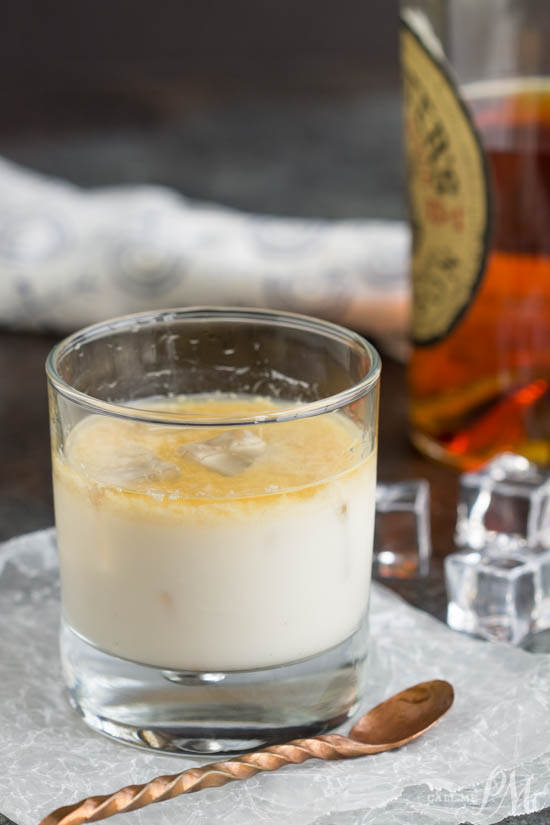 Almond Latte' is a simple and classic cocktail recipe. I love the blend of colors and flavors. Almond Latte