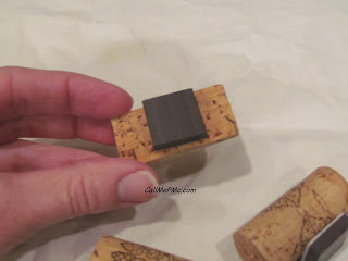 Wine Cork Craft ~ Refrigerator Magnets - These cute and colorful wine cork magnets make your refrigerator extra charming. Wine Cork Craft ~ Refrigerator Magnets
