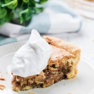 CINNAMON ROLL PIE