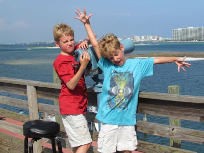 2 boys 2 boys