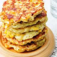 SUN-DRIED TOMATO AND CORN TAMALE CAKES