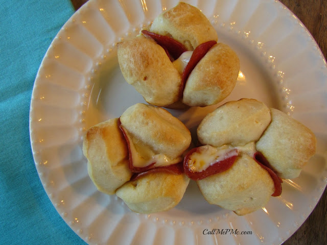 EAsy 5 minute Pepperoni Rolls