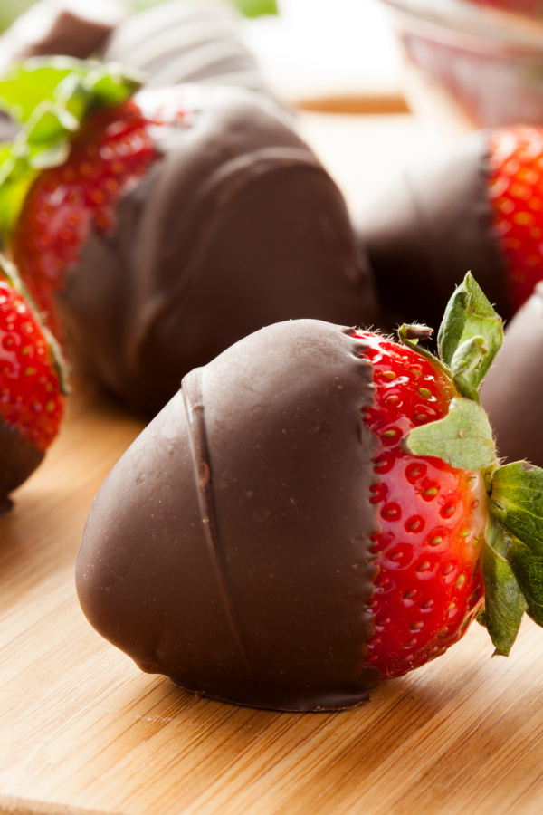 CHOCOLATE COVERED STRAWBERRIES