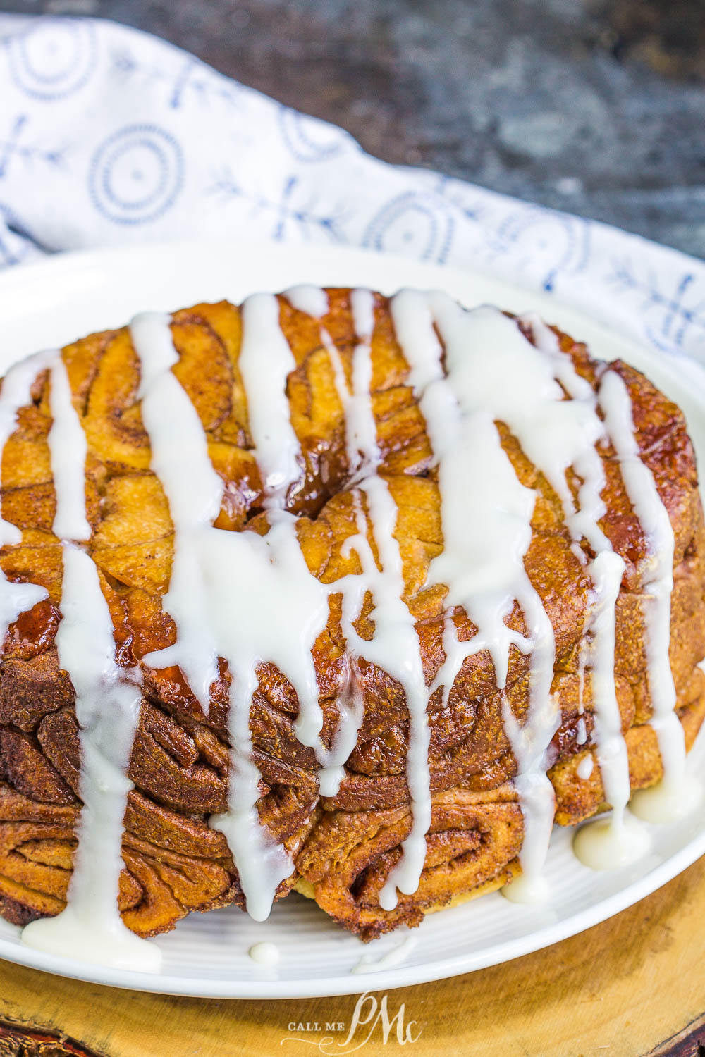 Cinnamon Roll Monkey Bread