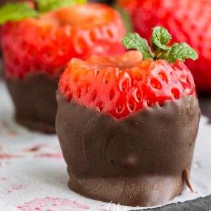 chocolate strawberry shooters