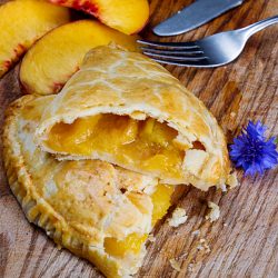 Fresh Peach Hand Pies