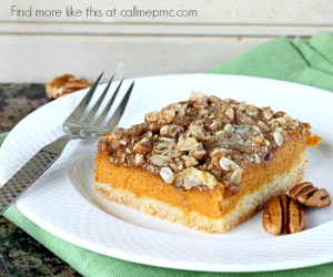 Gooey Pumpkin Bars with Praline Topping