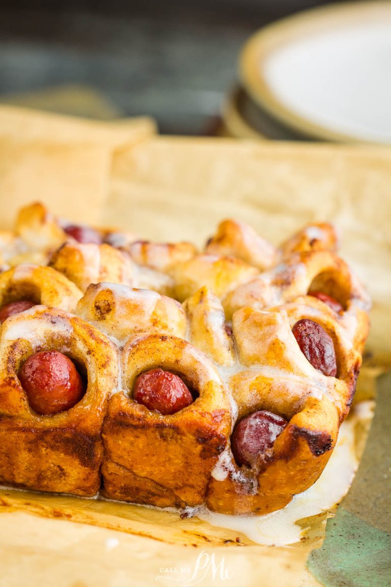 SAUSAGE CINNAMON ROLL MONKEY BREAD
