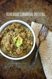 HOMEMADE SOUTHERN-STYLE CORNBREAD DRESSING