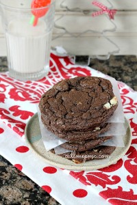 Mint Chocolate Chip Walnut Cookies