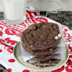 Mint Chocolate Chip Walnut Cookies