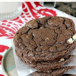 Mint Chocolate Chip Walnut Cookies