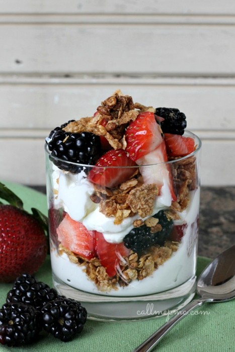 Greek Yogurt Berry Parfait