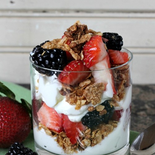 Greek Yogurt Berry Parfait