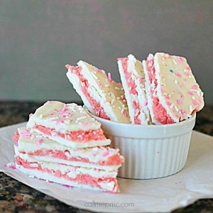 WHITE CHOCOLATE STRAWBERRY TRUFFLE BARK