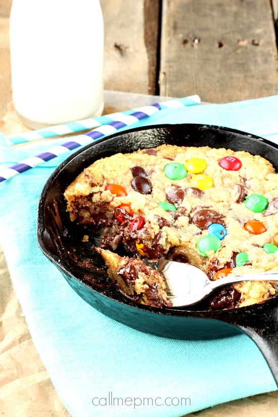 Double Chocolate Pizookie Skillet cookie with M&Ms