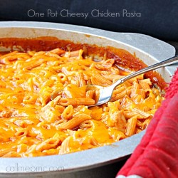 One Pot Cheesy Chicken Pasta