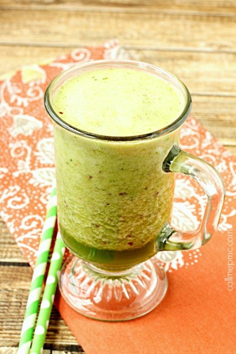 Spinach Apricot Coconut oil smoothie