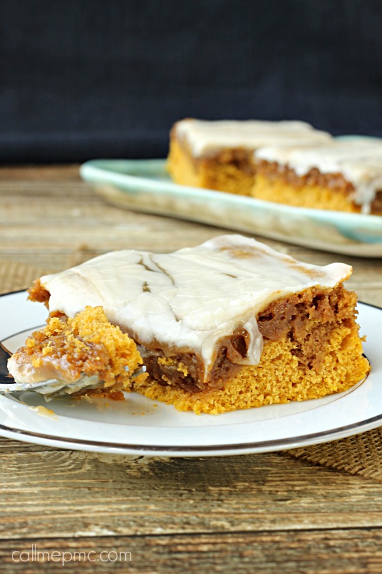  Pumpkin Cinnamon Roll Cake