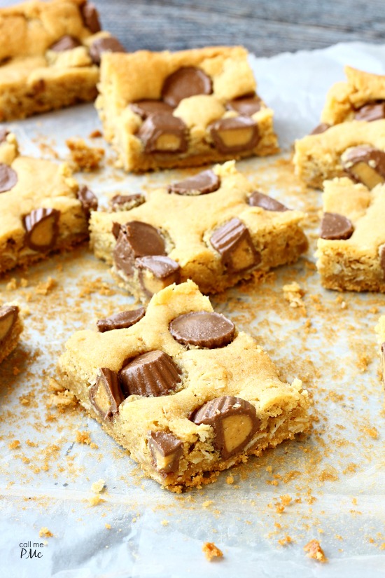 Peanut Butter Cup Blondies 