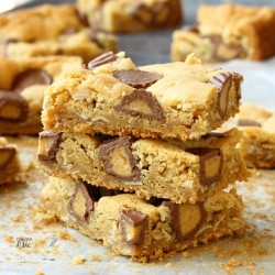 Peanut Butter Cup Blondies