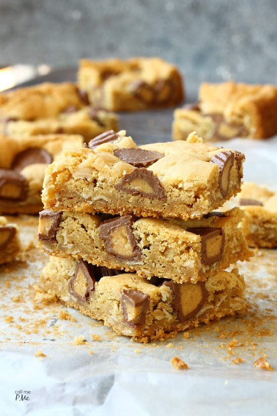 Peanut Butter Cup Blondies 