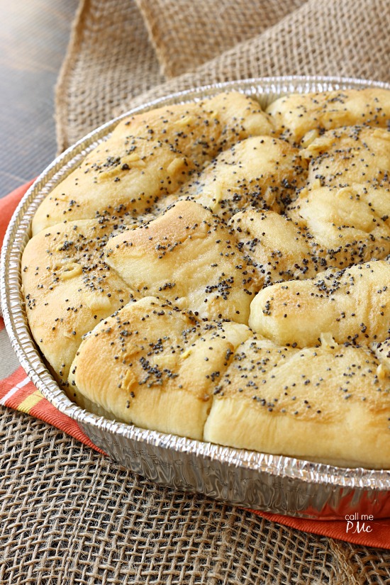 Poppy Seeds Sausage Rolls