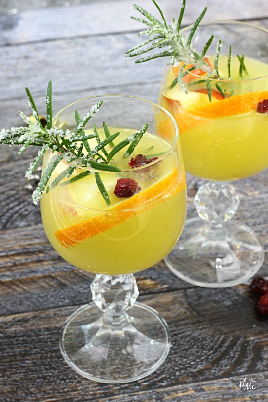 White Sangria Sparkler. Mirassou chardonnay kicks up this white wine sangria |content for 21+ #MirassouHoliday AD cocktail