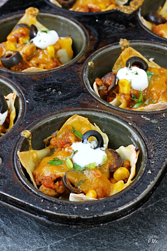 snack. after school. Tex-Mex. Sloppy Joe Wonton Cups Recipe - kid friendly dinner or party appetizer! #ManwichMondays Sloppy Joe Wonton Cups Recipe - ready in less than 30 minutes! I made these and my boys LOVED them!