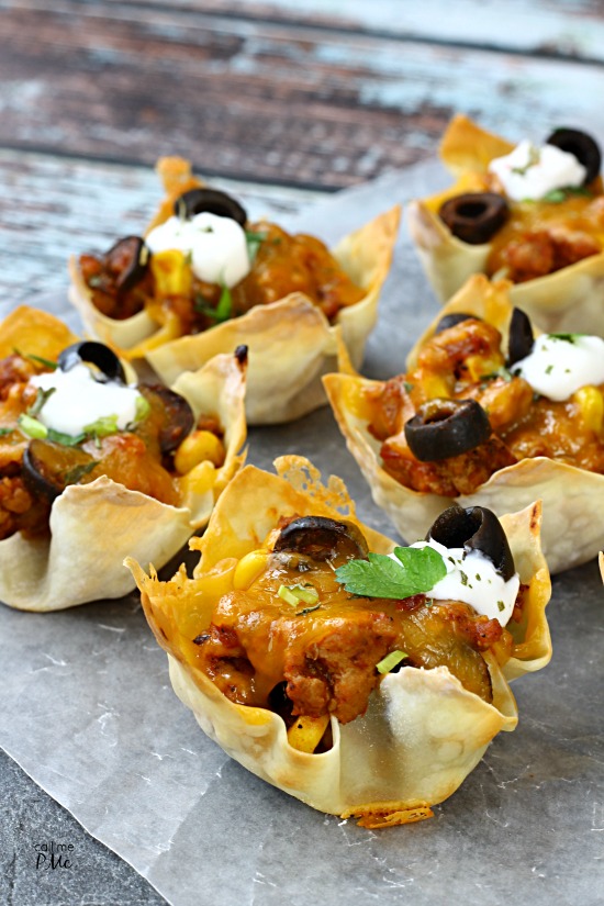 Sloppy Joe Wonton Cups 