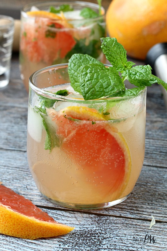 Champagne Grapefruit Mojito from callmepmc.com, the perfect mix of sweet and sour, this fruity cocktail will become your favorite.