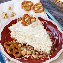 No Bake Peanut Butter Pretzel Pie