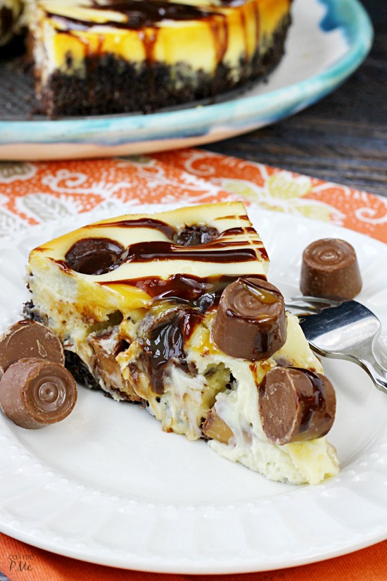 Rolo Cheesecake Recipe with chocolate cookie crust, easy dessert recipe