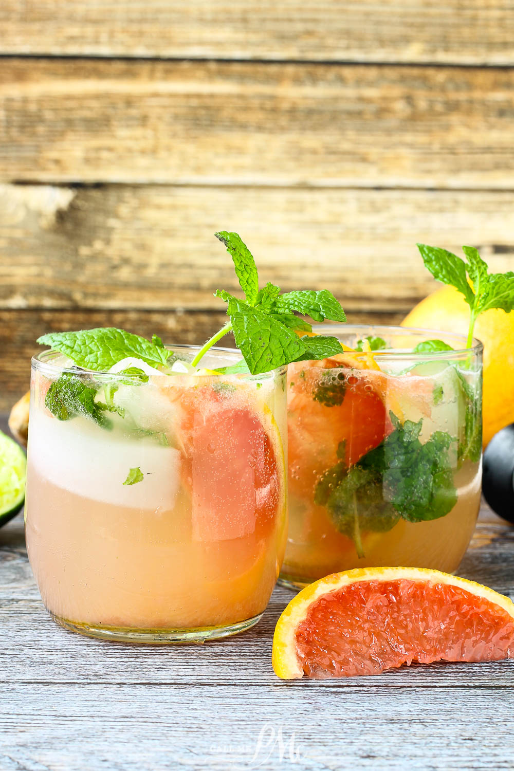 Champagne Grapefruit Mojito from callmepmc.com, the perfect mix of sweet and sour, this fruity cocktail will become your favorite.