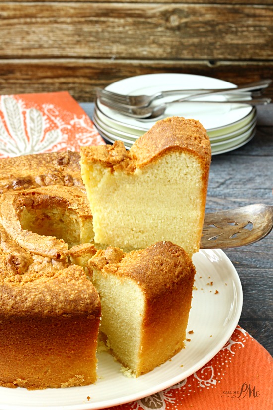 classic dessert Sour Cream Pound Cake Recipe