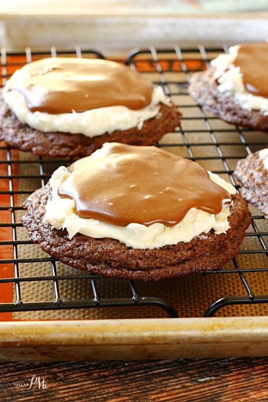 chocolate cookies frosted Chocolate Cookies with frosting
